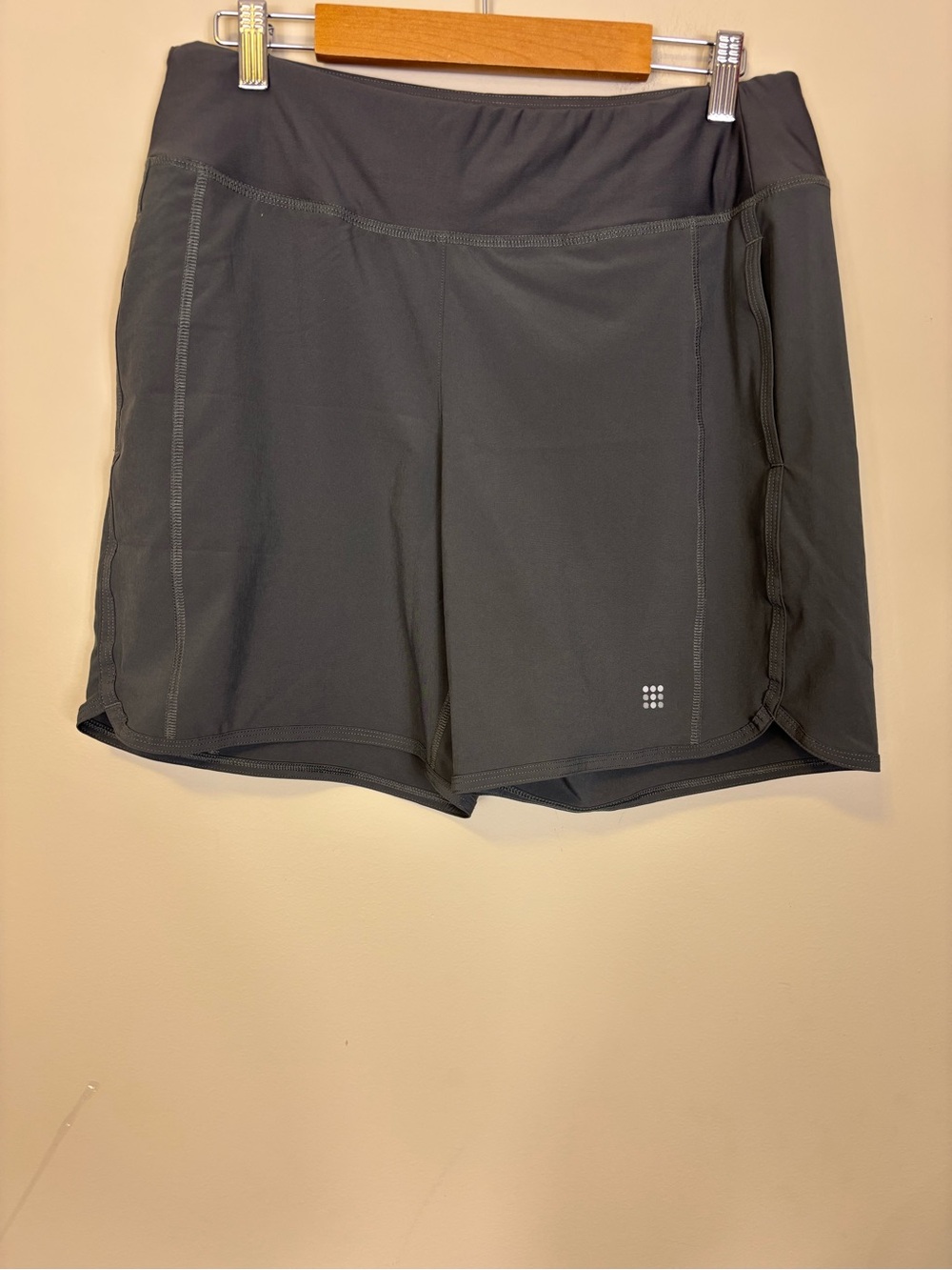Title Nine Charcoal Grey Women's Athletic Shorts Small & Medium